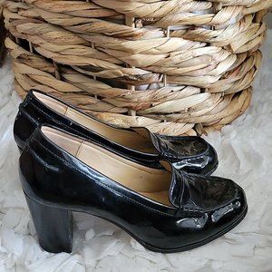 Michael Michael Kors black patent leather heeled loafers